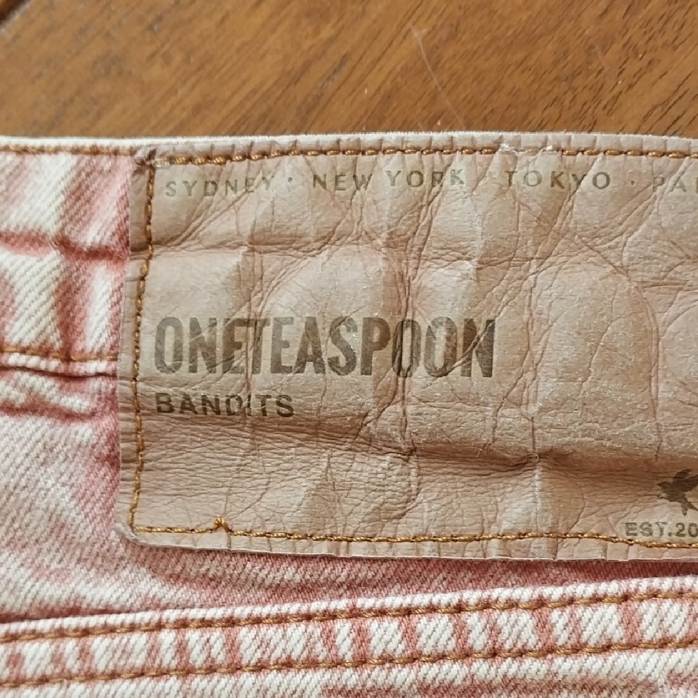 One Teaspoon Pink Acid Wash Rollers Short - Picture 5 of 7
